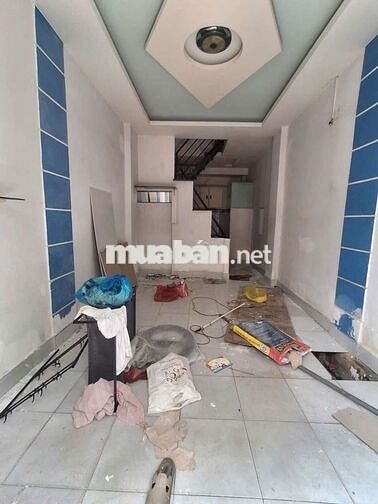 Nhà cho thuê Gò Xoài (2PN 2WC) nhà đang sơn mới, giá thuê 7.5 TRIỆU