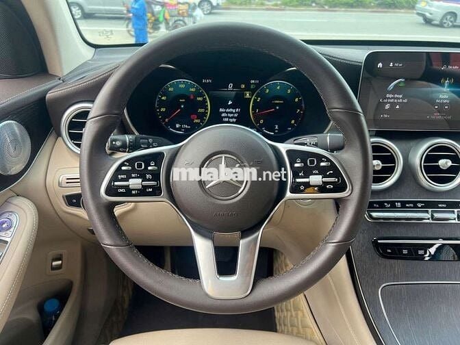 Mercedes GLC 202 300 4MATIC - 10999 km