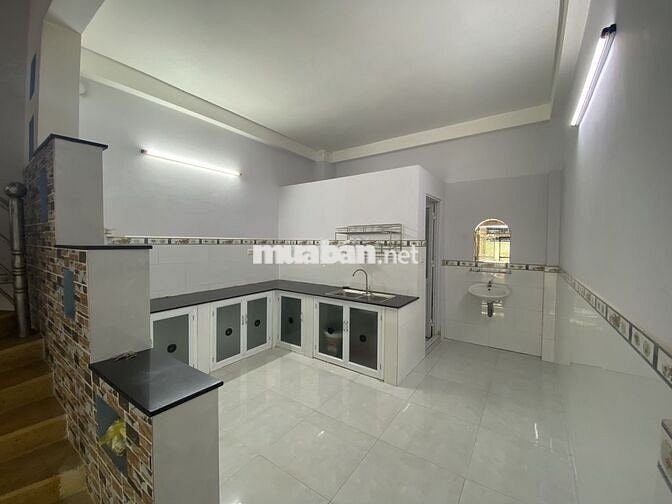 Cho thuê NC mặt tiền hẽm 8m đường Chiến Lược P Bình Trị Ðông
