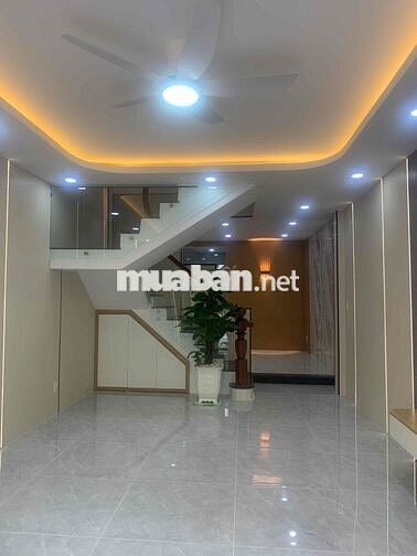 Bán nhà 4x13m, 1 lầu, 2pn, nhà mới, full nội thất, 1/ ĐHT 42. Q12