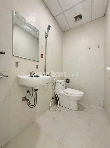 Chung cư Đinh Tiên Hoàng, Q1: 2p ngủ, 90m2, full nội thất, 12tr/tháng