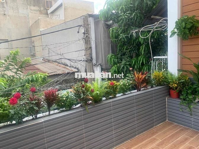 Bán nhà 4x13m, 1 lầu, 2pn, nhà mới, full nội thất, 1/ ĐHT 42. Q12