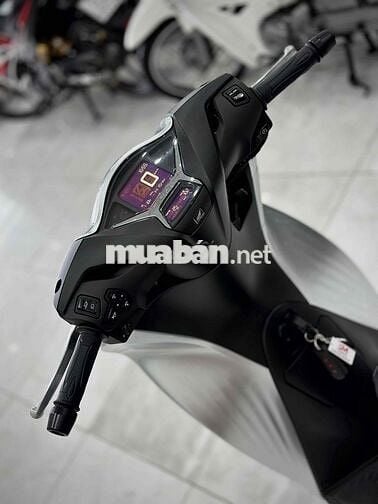 Sh125i 2021 zin Lướt chính chủ ký ( Hỗ trợ GÓP )