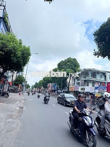 Mặt Tiền Quang Trung Phường 10 DT 6X20m Khu Thời Trang