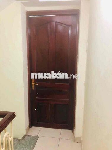 Chính chủ cho thuê lầu đúc thoáng mát