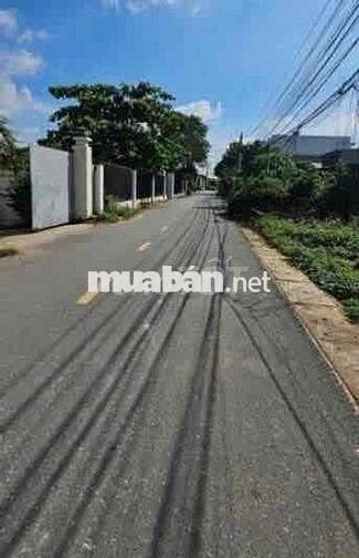 Lô đất MT 200m2 giá siêu rẻ ngay Trung tâm Thủ Dầu Một