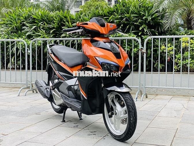 HONDA AIR BLADE 125 FI BẢN ĐEN SẦN KHÓA SMARKEY