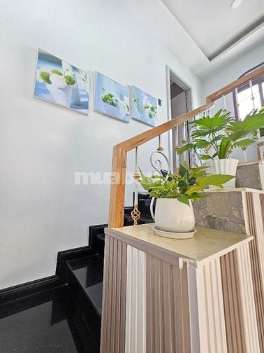 Hiếm! Nhà Căn Góc Lê Văn Sỹ_Phú Nhuận_50m_1T1L+BC_SHR_lh0974945908sang