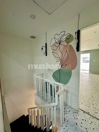 CHO THUÊ NHÀ MẶT TIỀN NGUYỄN VĂN NGUYỄN, P. TÂN ĐỊNH, 1 TRỆT 1 LẦU