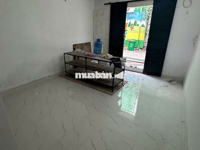 Cho Thuê Nhà Nguyên Căn Gần Cầu Bình Lợi Giá HSSV