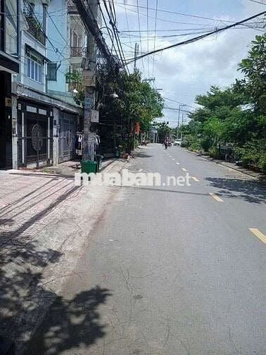 Cho thuê nhà mt hẻm tx 25 dt 4×25 full nôi thất giá 11tr