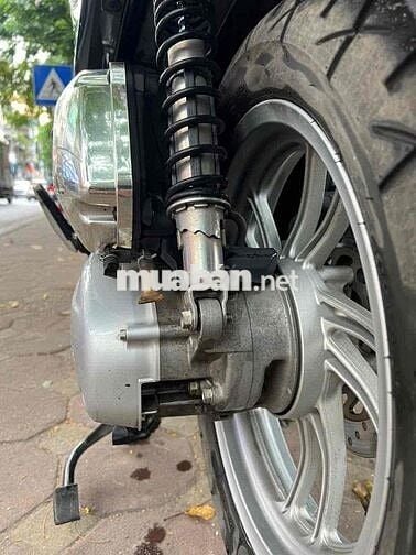 SH 125 - sx đky 2015 - xe chất - đi chuẩn Zin 1,6v