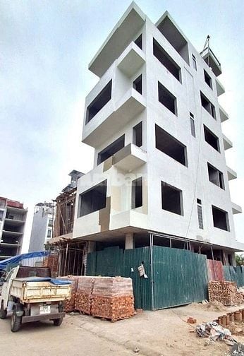 TĐC Ngọc Thuỵ, 7 tầng thô, Vỉa hè oto tránh dt 65m2 - Giá tốt