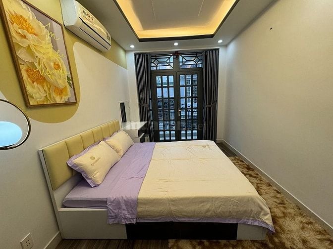 Cho thuê nhà 3 lầu- 66/46 Nhiêu Tứ khu ẩm thực PXLong, hẻm xe hơi 7chỗ
