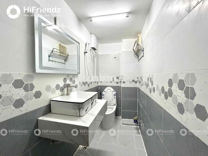 Cho Thuê Phòng Studio Cửa Sổ Full NT Free Xe - Sát Mega Bình Phú , Q5