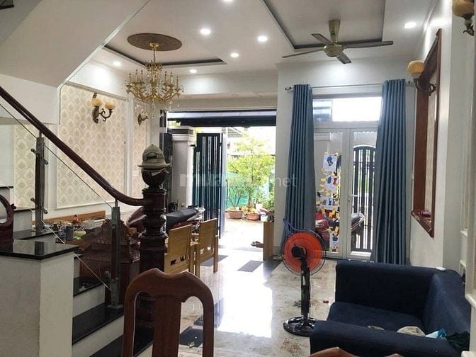 HOT Ở VŨ TÙNG - NGỒI TRONG NHÀ CŨNG NGHE CHỢ RỘN RÀNG - GIÁ 2,77 TỶ 