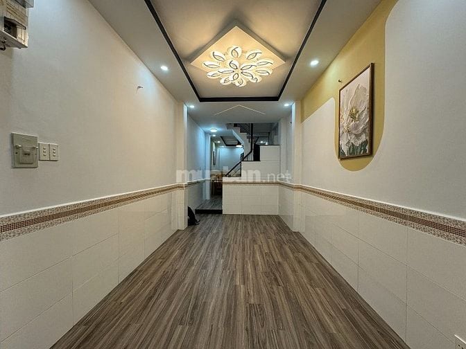 Cho thuê nhà 3 lầu- 66/46 Nhiêu Tứ khu ẩm thực PXLong, hẻm xe hơi 7chỗ