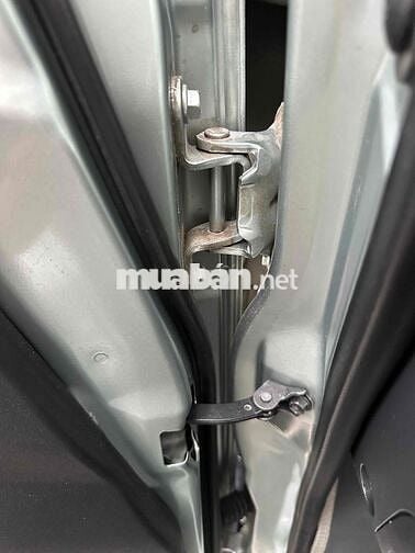 Toyota Hiace - Máy xăng - 2011 - Cơ quan thanh lý
