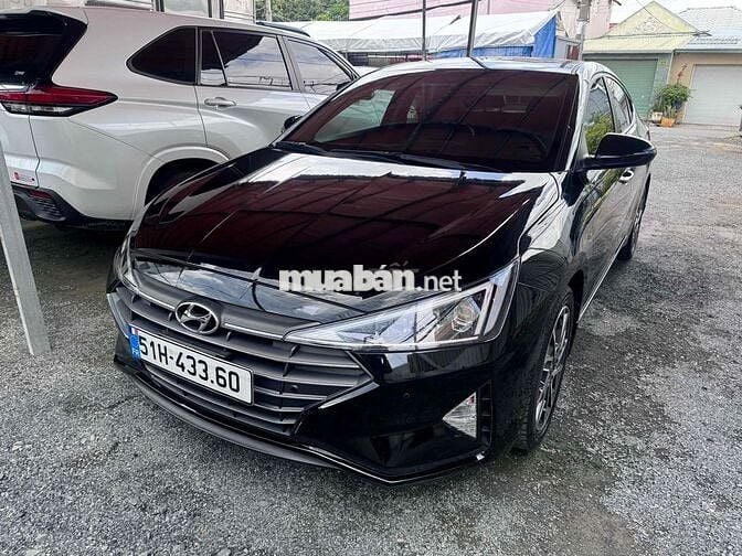 Hyundai Elantra 2020 2.0 AT - 410000 km