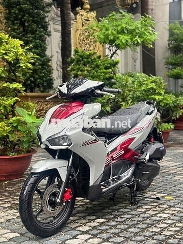 AB 125 đời 2025 4 van bs 81 Gia Lai chính chủ