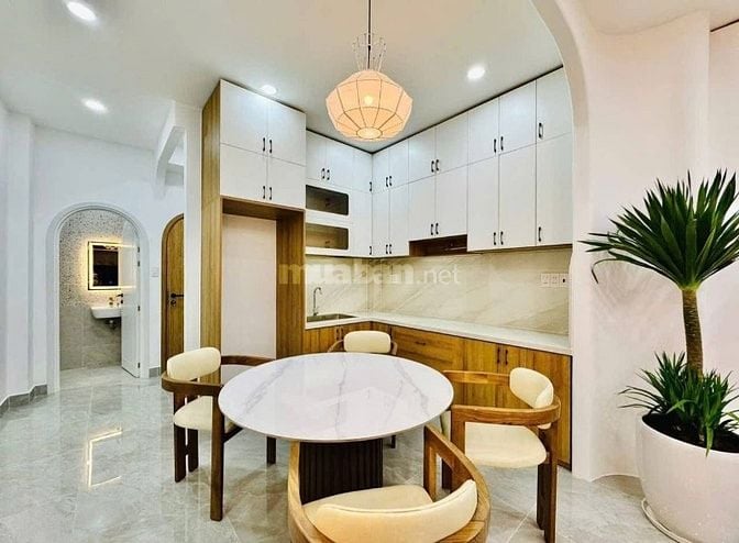 Nhà (Ngộp) Q10 - Đường Lê Hồng Phong P2 4TY350/46,2m2 HXH 5m