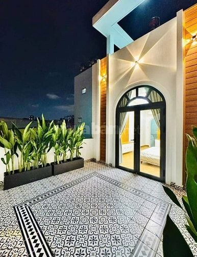Nhà (Ngộp) Q10 - Đường Lê Hồng Phong P2 4TY350/46,2m2 HXH 5m