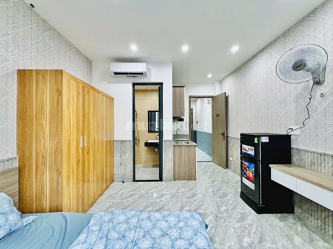 CHDV kết hợp nhà phố (4*16) 1 trệt 4 lầu thang máy đường 8m vỉa hè KD