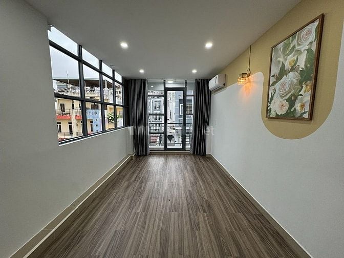 Cho thuê nhà 3 lầu- 66/46 Nhiêu Tứ khu ẩm thực PXLong, hẻm xe hơi 7chỗ