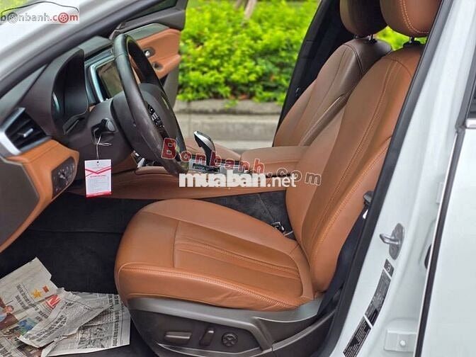 VINFAST LUX A2.0 PREMIUM 2019 - TRẮNG