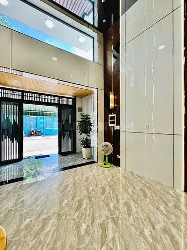 CHDV kết hợp nhà phố (4*16) 1 trệt 4 lầu thang máy đường 8m vỉa hè KD