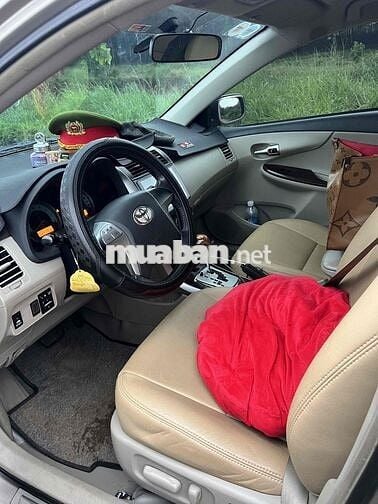 Gia đình cần bánToyota Corolla Altis 2011 1.8G AT