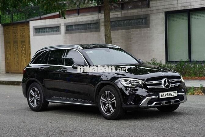 Mercedes GLC200 sx 2021 xe 1 chủ mới zin cứng 99%