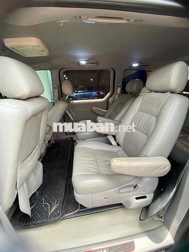 Kia Carnival 2009 GS 2.5 AT - 140000 km