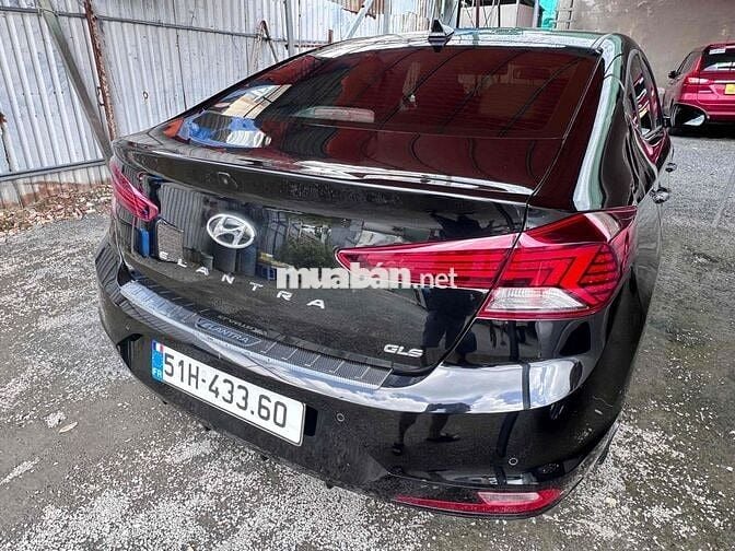 Hyundai Elantra 2020 2.0 AT - 410000 km