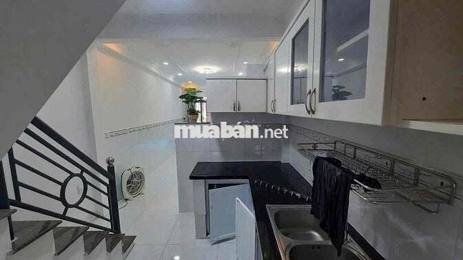 Cho thuê nhà MỚI XÂY đường Phạm Văn Chiêu -P16