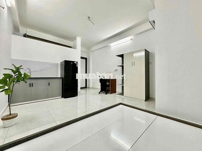 PHÒNG CỬA SỔ TRỜI NGAY TRUNG TÂM PHÚ NHUẬN GẦN NGUYỄN SƠN GIÁ RẺ