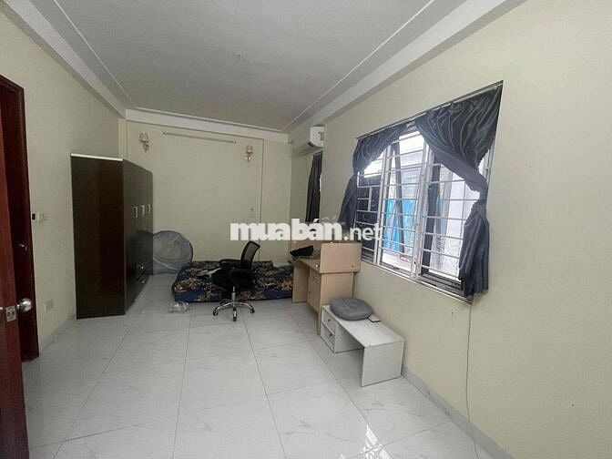 cho thuê nhanh nhà chính chủ không qua môi giới 4 tầng trừ phòng thờ