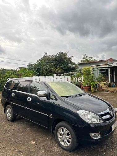 Toyota Innova 2006 - 110000 km