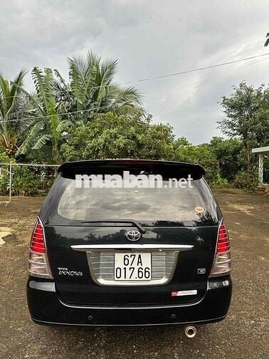 Toyota Innova 2006 - 110000 km