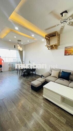 Chính chủ bán căn 3 ngủ hướng đông nam view hồ thoáng mát