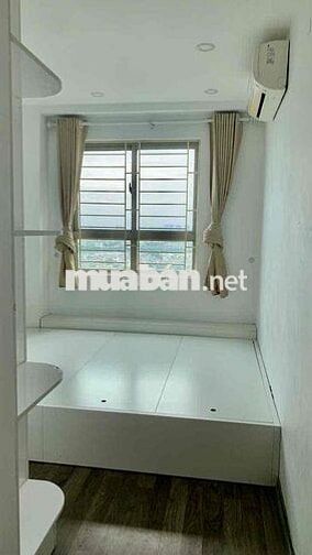 Chính chủ bán căn 3 ngủ hướng đông nam view hồ thoáng mát