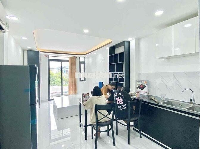 STUDIO SÁT CÔNG VIÊN DẠ NAM RỘNG 40M2 FULL NỘI THẤT, BANCOL, THANG MÁY