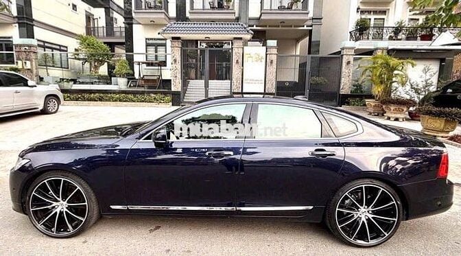 Volvo S90 2018  - 90999 km