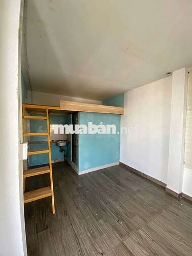 PHÒNG TRỌ CÓ GÁC CỬA SỔ TRỜI GẦN VLU IUH CHỢ BÀ CHIỂU ĐƯỜNG PVĐ