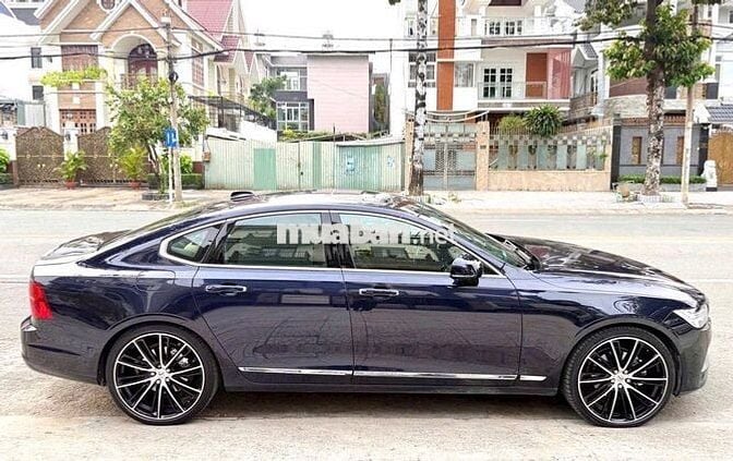 Volvo S90 2018  - 90999 km