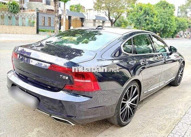 Volvo S90 2018  - 90999 km