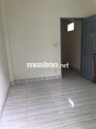 Nhà cho thuê 4 phòng 3m x 17m 2 lầu đường hoàng văn thụ p4 tân bình