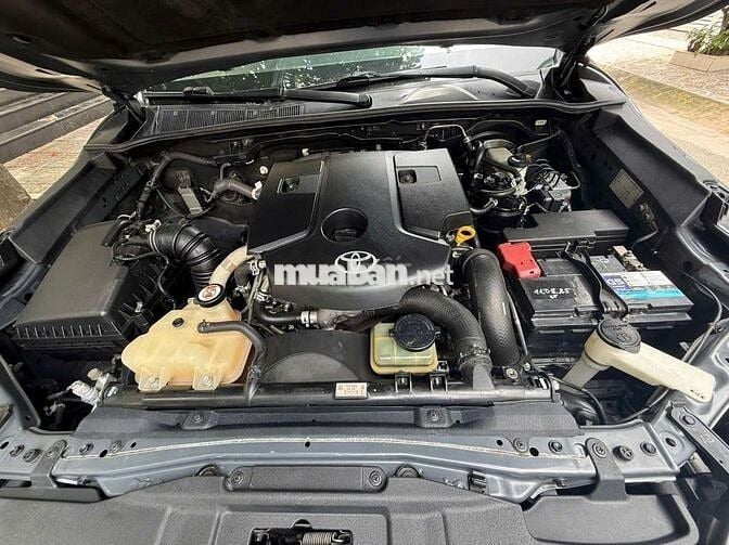 Toyota Hilux 2019 bản 2.4E 4×2 AT - 81000 km