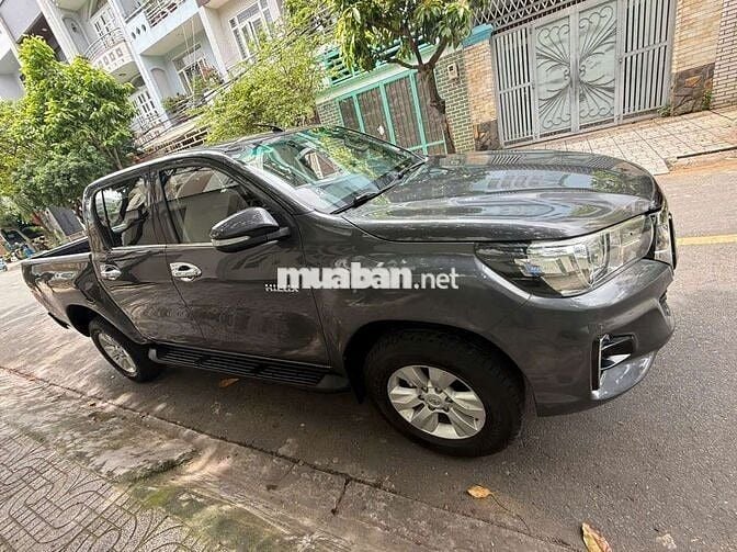Toyota Hilux 2019 bản 2.4E 4×2 AT - 81000 km