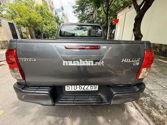 Toyota Hilux 2019 bản 2.4E 4×2 AT - 81000 km